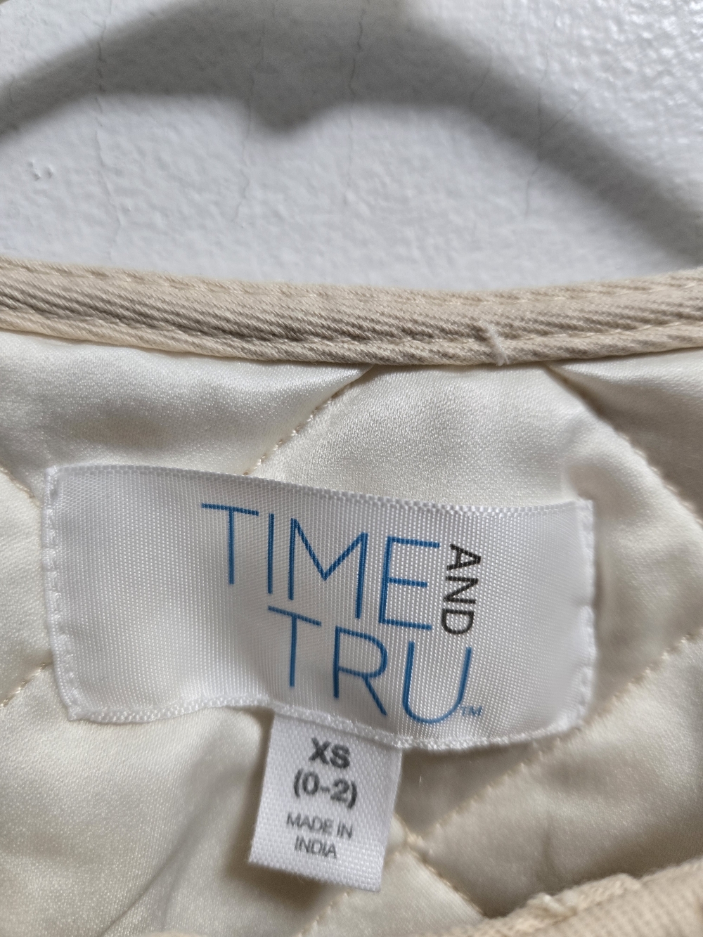Time and Tru women's quilted cotton jacket in cream, - Picture 3 of 6